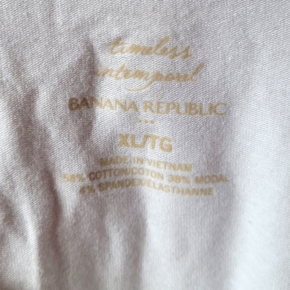 🦋3/$23🦋 XL Timeless Tank - Banana Republic - Picture 3 of 5